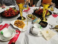 十三香小龙虾-金陵暴走小龙虾·迷踪蟹(凯德MALL店)