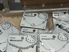 -名创优品(山东青岛华润万象城店)