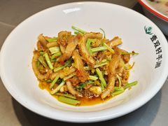 -费大厨辣椒炒肉(万家丽一店)