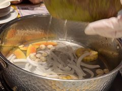 -椰小鸡·琼州糟粕醋·火锅(美兰缤纷城店)