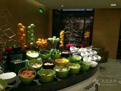 自助调料区-西安高新希尔顿酒店·咖啡露台西餐厅