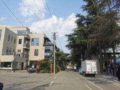 -每时篮球健身馆(魅力城梵木创艺区店)