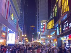 -八一路好吃街(雨田商务大厦店)