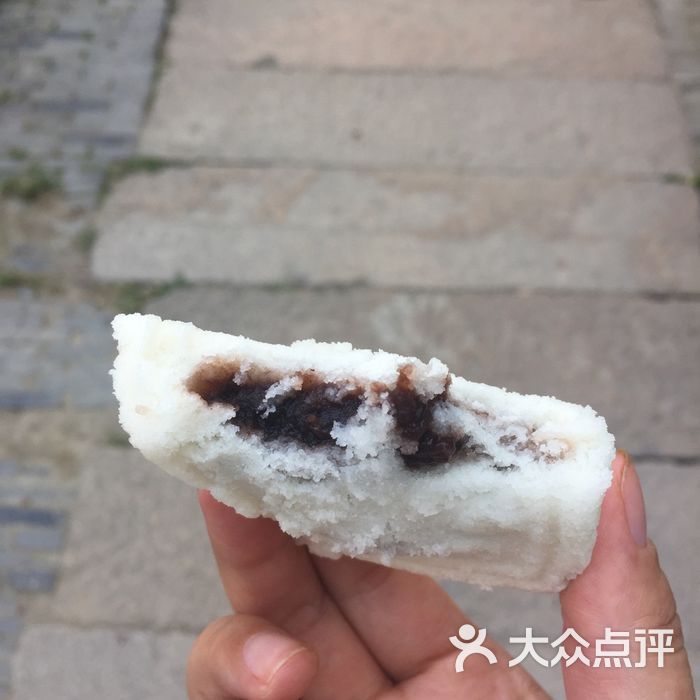 陆巷白玉方糕