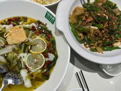 -绿草地·湘菜(7mall店)