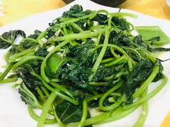 蒜蓉炒番薯叶-台山第一家兴华黄鳝饭·黄鳝婆(彭沙坑总店)