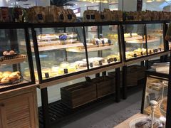 面包甜点陈列柜-拉那巴米 蛋糕定制(世纪东方广场店)