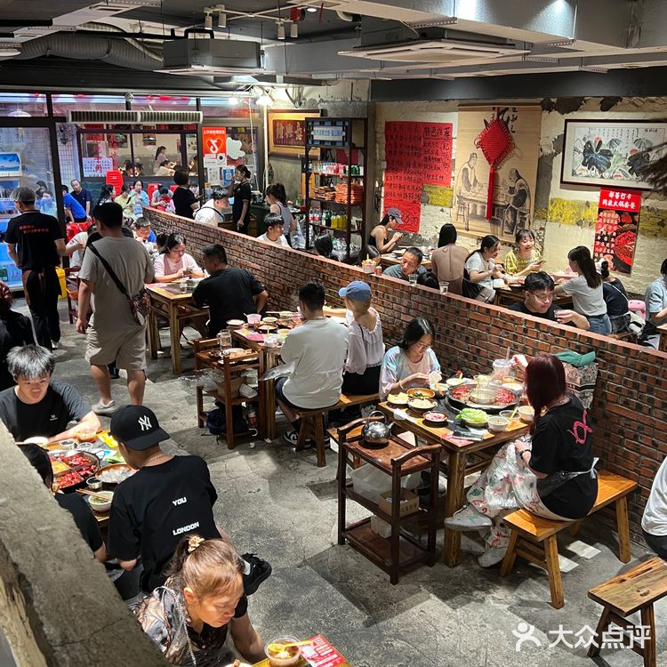解放碑吃火锅就认准这家店绝对不会出错！ 