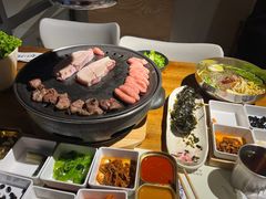 -秋香家韩式炭火烤肉(荷园路店)