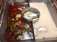 红汤梭边鱼锅-新辣道鱼火锅(国瑞城店)