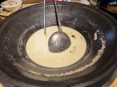 -陈大锅·岳阳鱼馆·地道岳阳菜(美食街店)