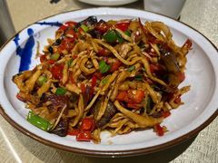 -大碗厨 25年老字号 现炒湘菜(四季天地店)