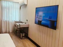 -汉庭(上海虹桥机场新店)