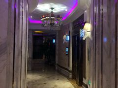 -麦度量贩式KTV(中联广场店)