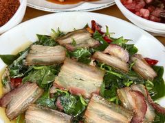 -大众跷脚牛肉馆·非遗传承单位(峨眉山店)