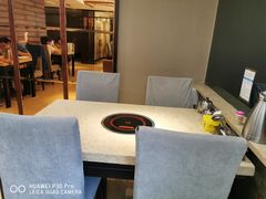 大堂-英子补身汤(海兰路店)