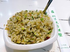 -凤凰路何眼镜香辣蟹(花果园店)