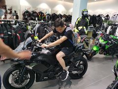 -川崎北京风火轮店
