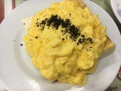 黑松露滑蛋多士-华星冰室(湾仔店)