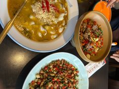 -川流不息·地道川菜·小龙虾(松东路店)