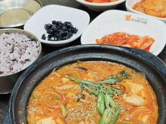 -釜山豚骨汤饭(芝罘万达广场店)