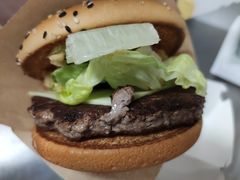 烧烤风味安格斯牛堡-麦当劳(电白服务区店)