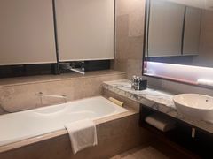 -上海龙之梦万丽酒店