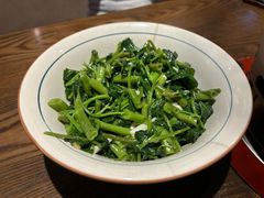 -廖师傅大蒜炒腊肉(袁家岭店)