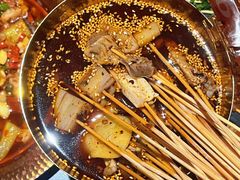 -何师烧烤·香辣蟹·川菜·30年老品牌(太古里旗舰店)