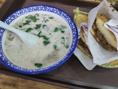 羊肉汤（多肉）-穆得·老周家牛肉烧饼(普利街店)