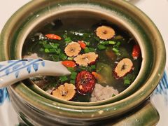 -崴海渔村(虹梅路店)