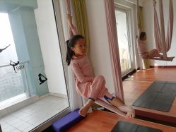 -Yvon yoga 瑜伽·精准体态管理中心