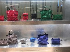 -三宅一生 (阪急梅田本店)