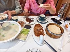 -梅利汴京烤鸭•开封豫菜地标店(东大街店)