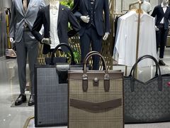 -百盛(万象城店)