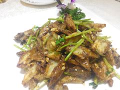 风味茄子-京天红酒家(马家堡店)