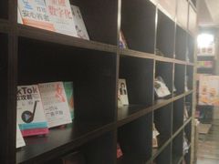 -钟书阁(松江泰晤士小镇店)