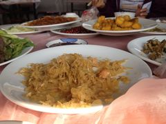 坑爹的团餐，最后一顿居然看到肉了！-凤凰山国家森林公园