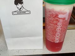 草莓莓-TFIREROOM火社的茶(裕华万达店)