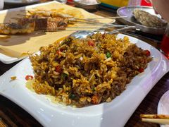魔鬼炒饭-蚝堡海鲜·威海菜·海肠捞饭·烧烤·亚洲吃蚝公司(幸福门店)