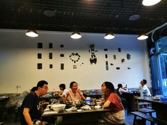大堂-天治宣·野椒鸡(龙头寺总店)