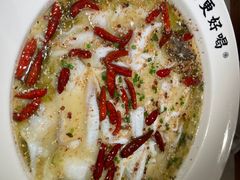 -江渔儿酸菜鱼·拔草餐厅(虎门君乐汇店)