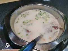 仙仙精品羊肉汤-肖仙仙羊肉汤·始于1996年(郫都店)