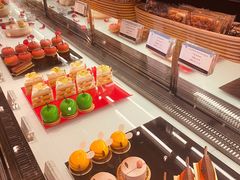 -Salon de The de Joel Robuchon(外滩18号店)