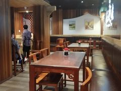 大堂-亮亮面馆(经六路店)