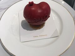 -Fridi Patisserie Cafe