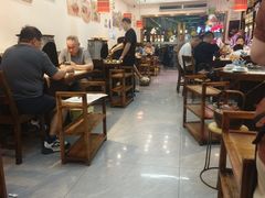 -地锅公社·现炒地锅鸡·地锅鱼·夜宵(罗锦路店)