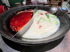 -周小明火锅(黑金冠社区店)