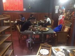 大堂-老字号.雅克白族石板烧十年老店(大理古城店)