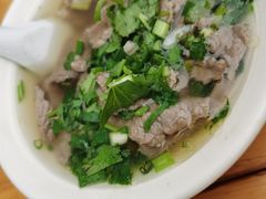 -杨三娘跷脚牛肉(羊子山西路店)